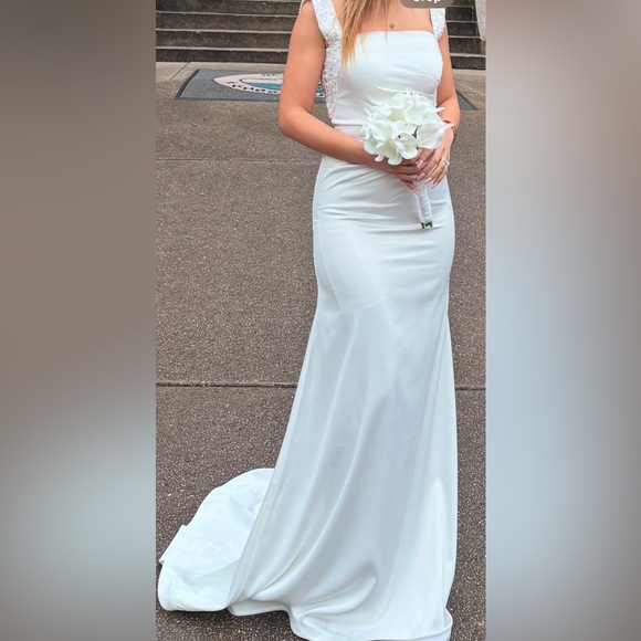 Dresses & Skirts - Elegant White wedding Dress
2025 Bridal dress